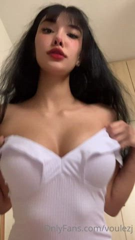 Feet Hispanic Latina Tits gif