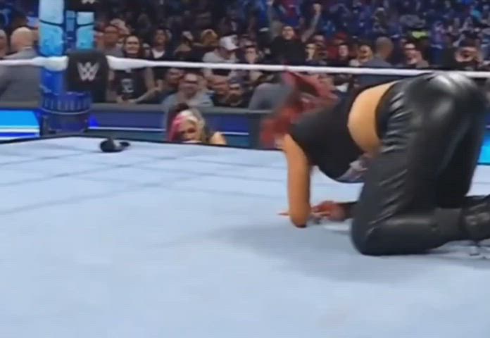 ass big ass booty latina thick wrestling gif