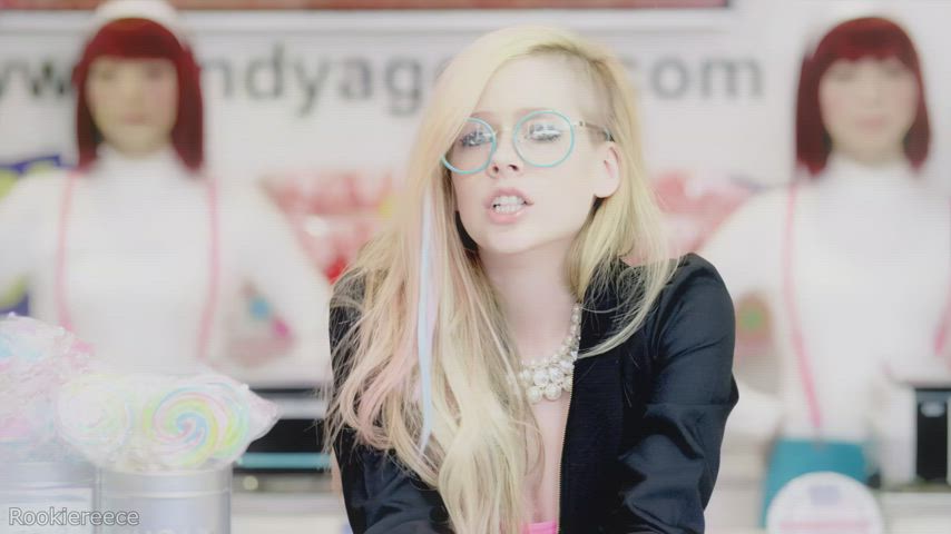 avril lavigne blonde celebrity glasses gif