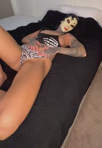 halloween mask pussy spread gif