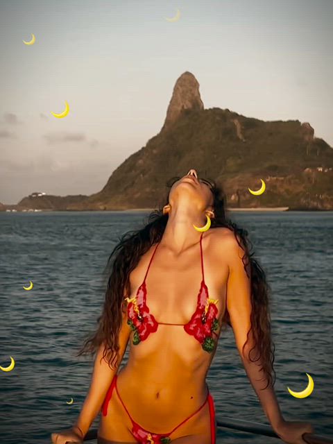 ass beach bikini brazilian celebrity dancing sexy tits latinas thick-booty gif