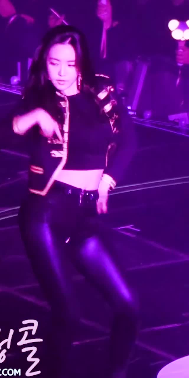 Apink Naeun Tight Crotchless Leather 