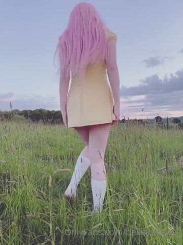 American Ass Belle Delphine Celebrity Cosplay NSFW OnlyFans Outdoor Skirt gif