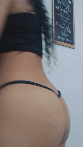 Ass Big Ass Curly Hair Eye Contact Latina Long Hair Shaking Skinny Tight Pussy gif