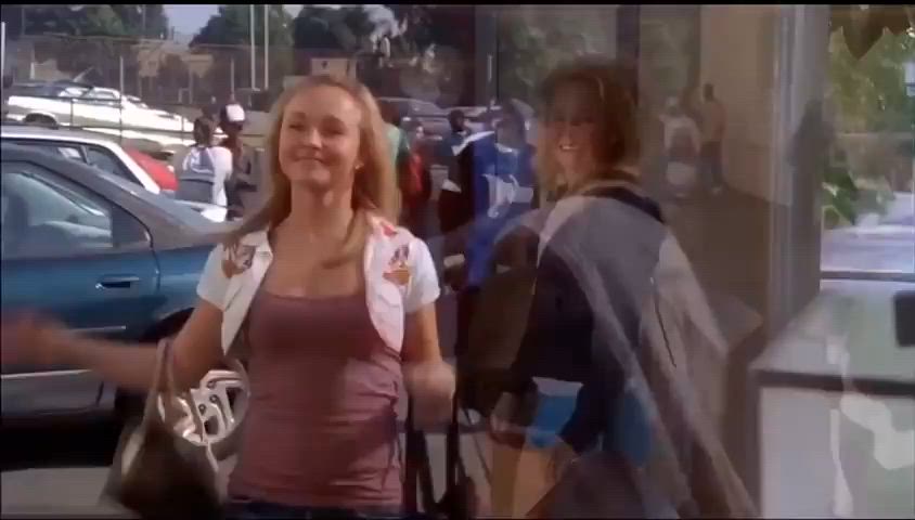 Hayden Panettiere Ass slap