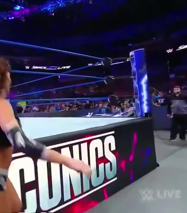 Smackdown June 19th 2018 03