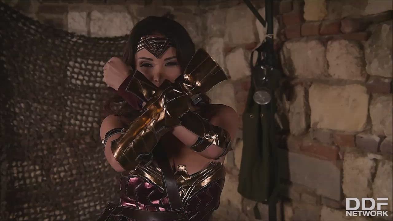 Wonder Woman - gif