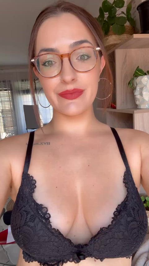 big tits glasses homemade milf natural tits onlyfans tits girls-with-glasses milfs-over-30