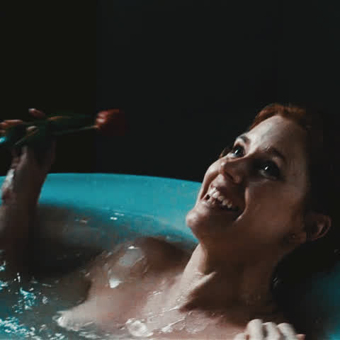 amy adams bathtub big tits cleavage hotwife lois lane gif