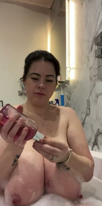 Washing those huge boobs