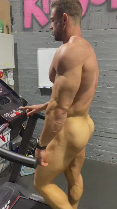 Ass Bodybuilder Gay gif
