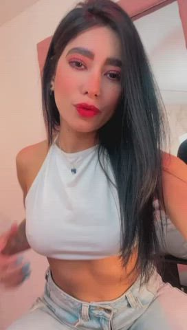 U want make my pants wet ? come here https://chaturbate.com/emma_pole_88/