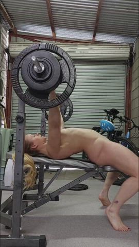 i could used a spotter 70kg bench press