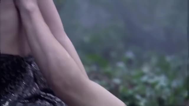 Natalie Portman having passionate sex in the woods