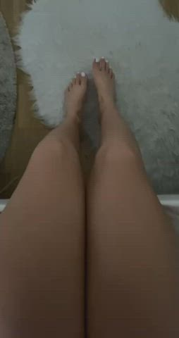 18 Years Old Cute Feet Feet Fetish Legs Petite Schoolgirl Teen gif