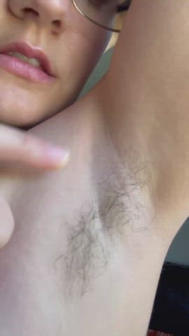 hairy armpits milf onlyfans gif