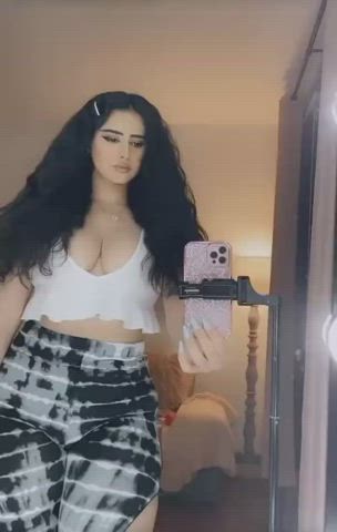 amateur arab big ass big tits cleavage homemade gif