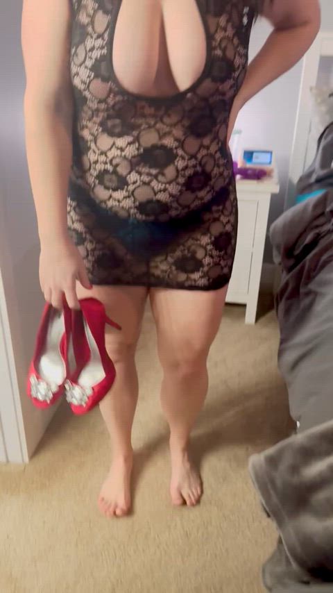 big tits feet fetish high heels hotwife housewife huge tits lingerie milf natural