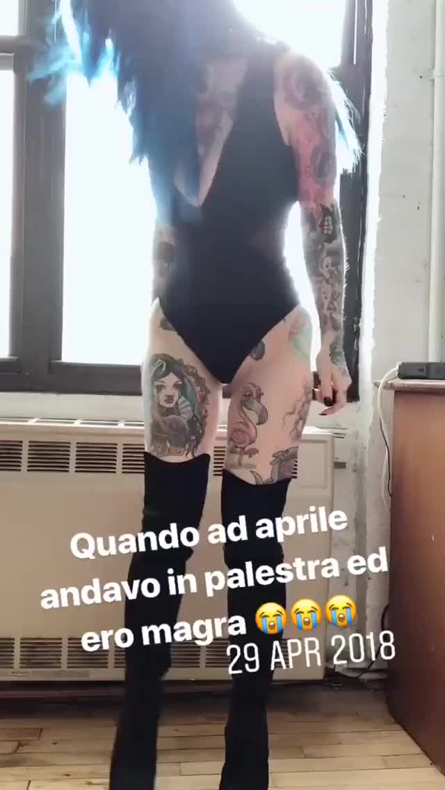 Riae April