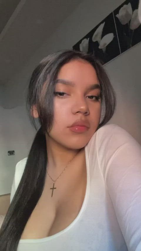 cute latina onlyfans seduction selfie gif