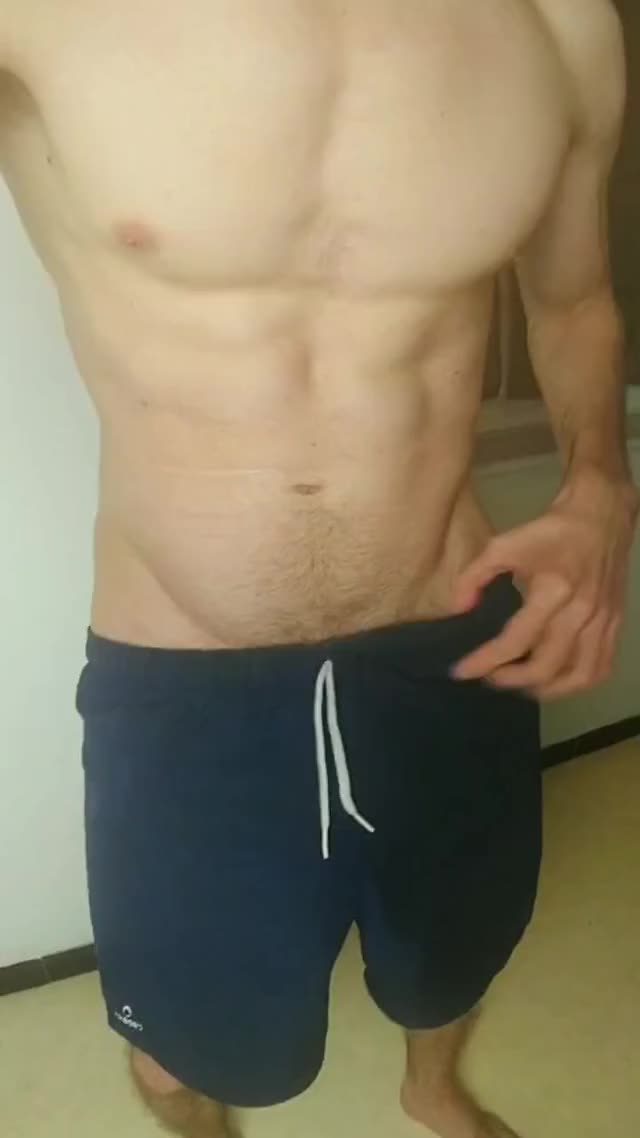 Only ⬆️ if you would suck (m 18)