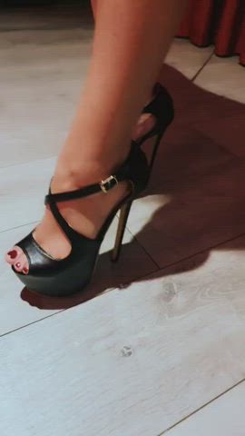 feet feet fetish shoes gif