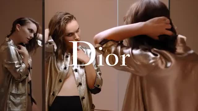 celebrity model natalie portman tease gif