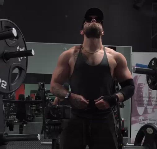 bodybuilder muscles natural gif