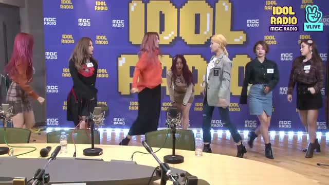 V LIVE - 'IDOL RADIO' ep#134- PIRI 좋다 (FEEL이 좋다) (w- 드림캐쳐) 54