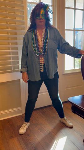 Happy Mardi Gras!!📿f57