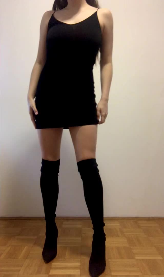 Dropping by to show you my boobs. I mean.. boots. Look at my new boots! [OC]