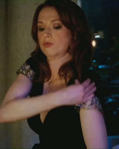 ellie kemper sexy underwear gif