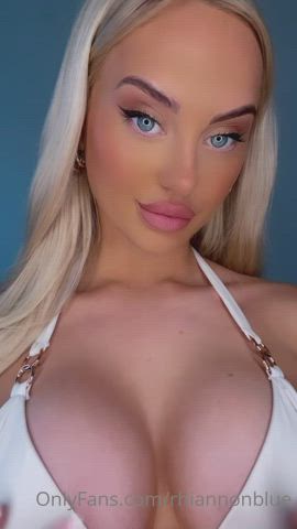 blonde boobs tits gif