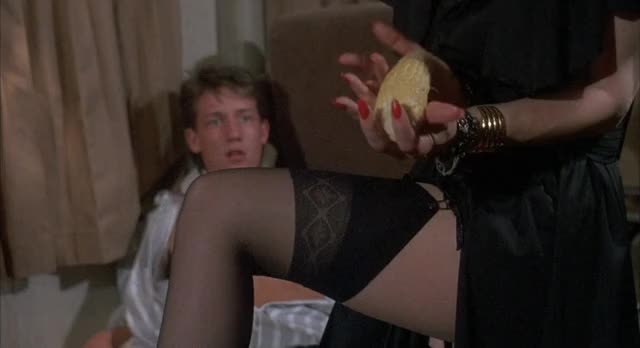 Troll-2-1990-GIF-01-14-49-corn-seduction