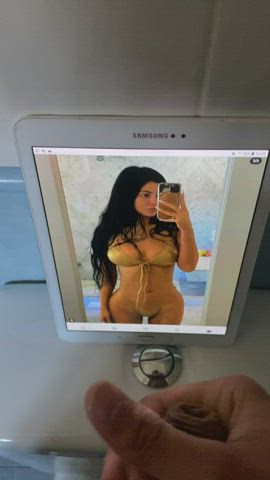 Cum Jerk Off Kylie Jenner Tribute gif