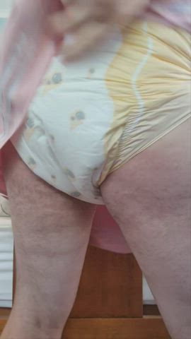 diaper femboy piss gif