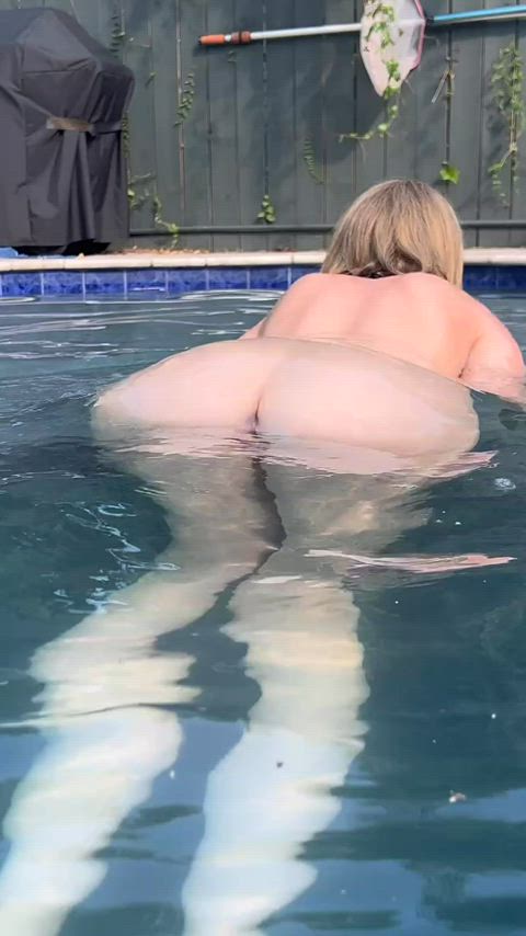anal ass babe big ass big tits doggystyle pool pussy swimming pool tits gif