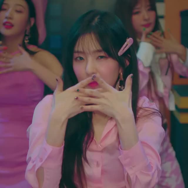 Red Velvet - Irene Umpah Umpah 2