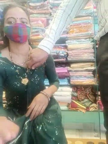 Desi Milf Súcking &amp; Fingring at Shop.. Cheak Comment For Full Video 👇