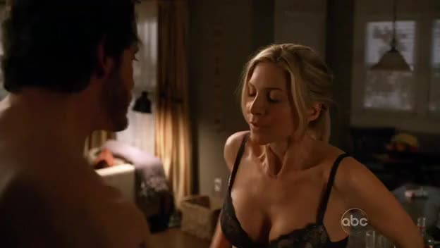 Elizabeth Mitchell - V