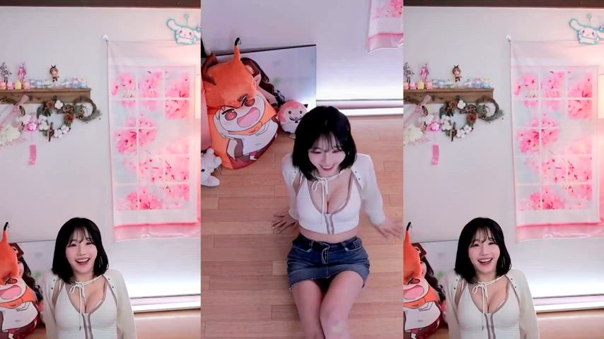 asian cute dancing korean model gif