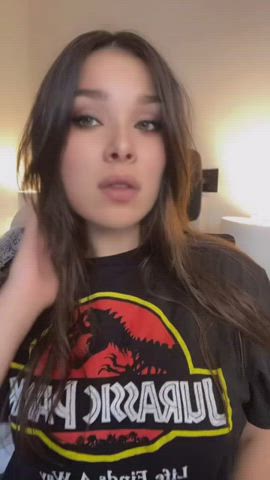 ass boobs celebrity cum hailee steinfeld teen tiktok tits tribute gif