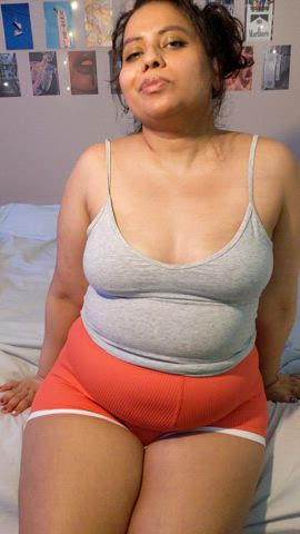 BBBW Big Tits Chubby Erect Nipples Indian MILF Nude gif