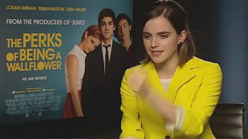 Celebrity Emma Watson Facial Handjob r/NSFWFunny gif