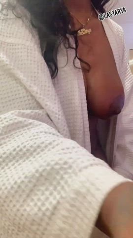 big tits bubble butt ebony hourglass gif