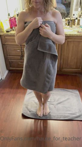 Ass Boobs MILF OnlyFans Towel gif