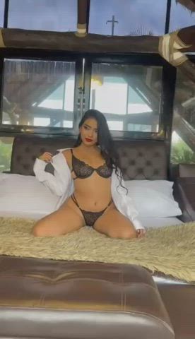 amateur body exposed model natural tits public sensual webcam gif