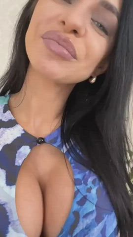 anisyia brunette tiktok gif