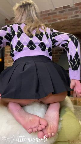 amateur big ass blonde butt plug homemade skirt soles teen gif