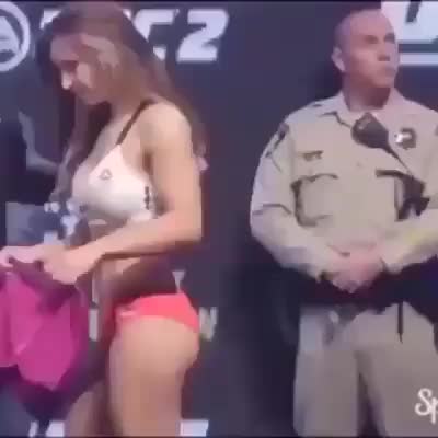 SÓ UMA OLHADINHA